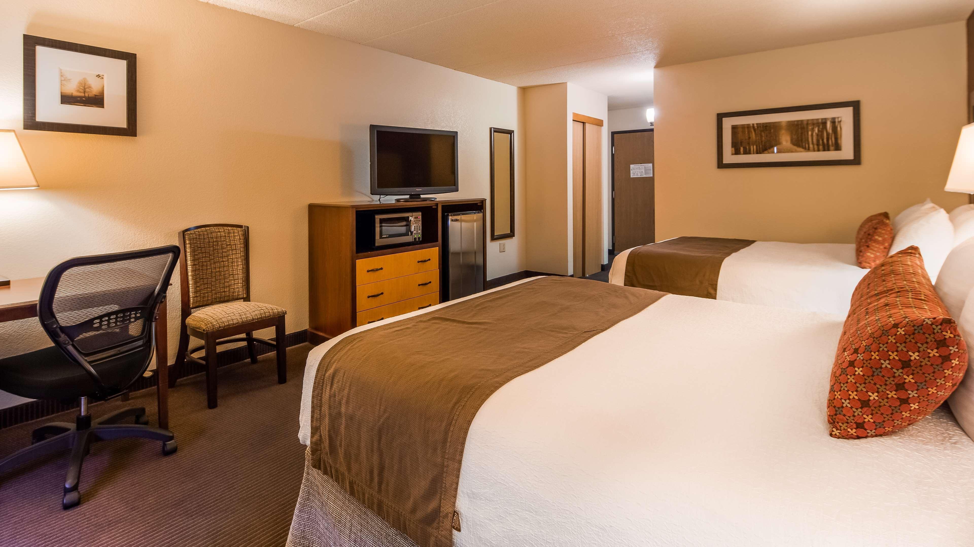Best Western Plus Sidney Lodge Exterior photo