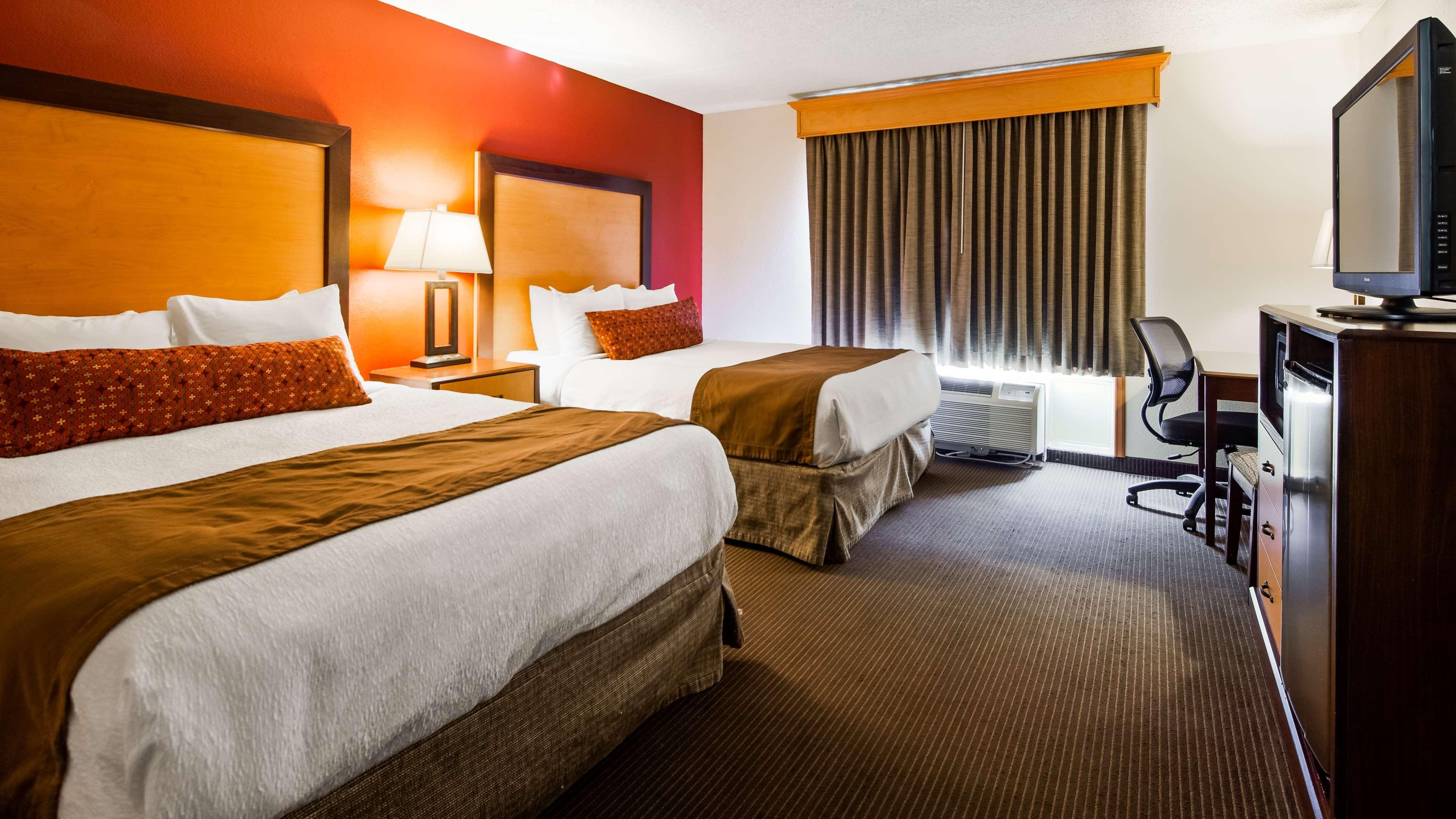 Best Western Plus Sidney Lodge Exterior photo