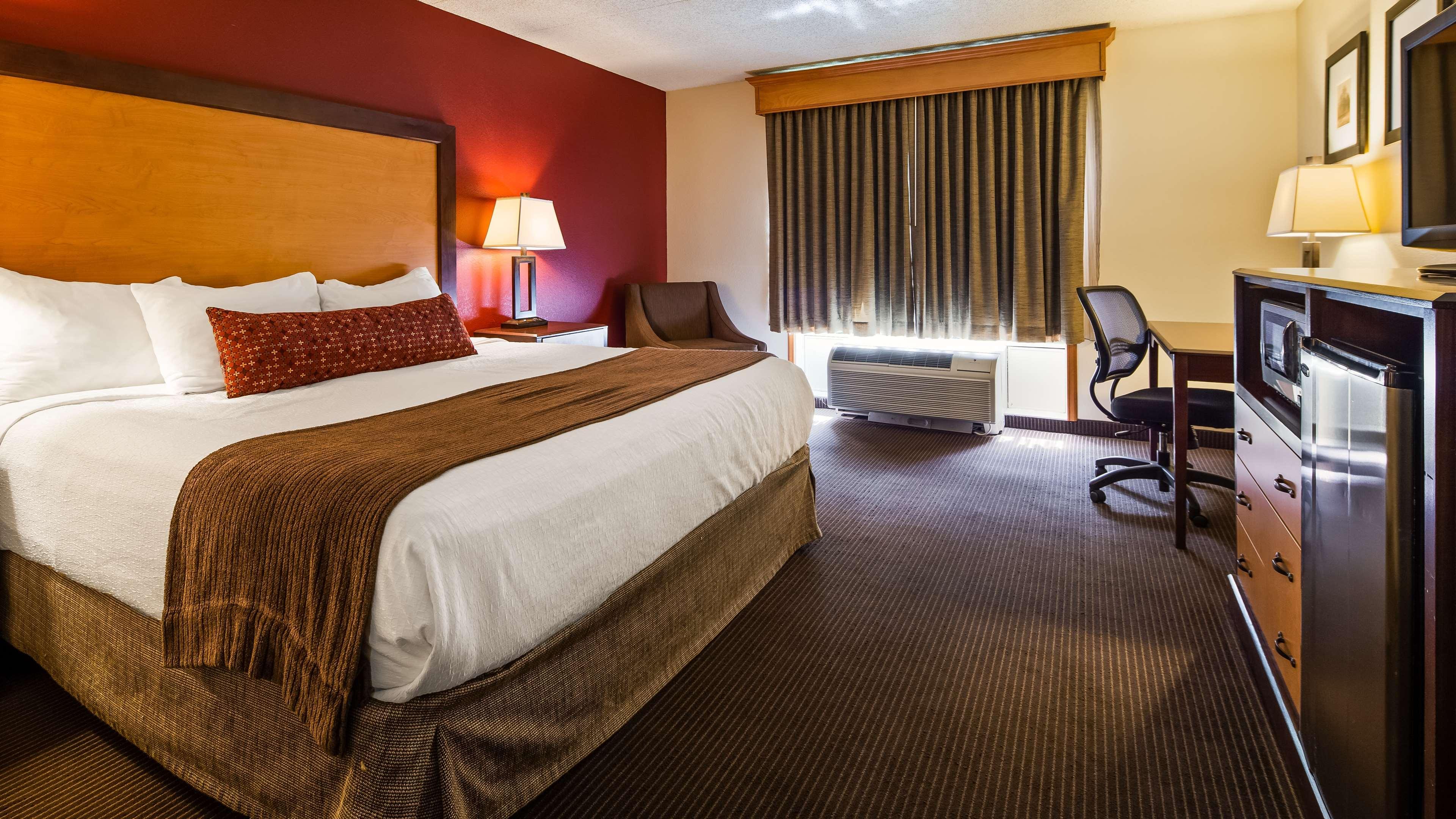 Best Western Plus Sidney Lodge Exterior photo