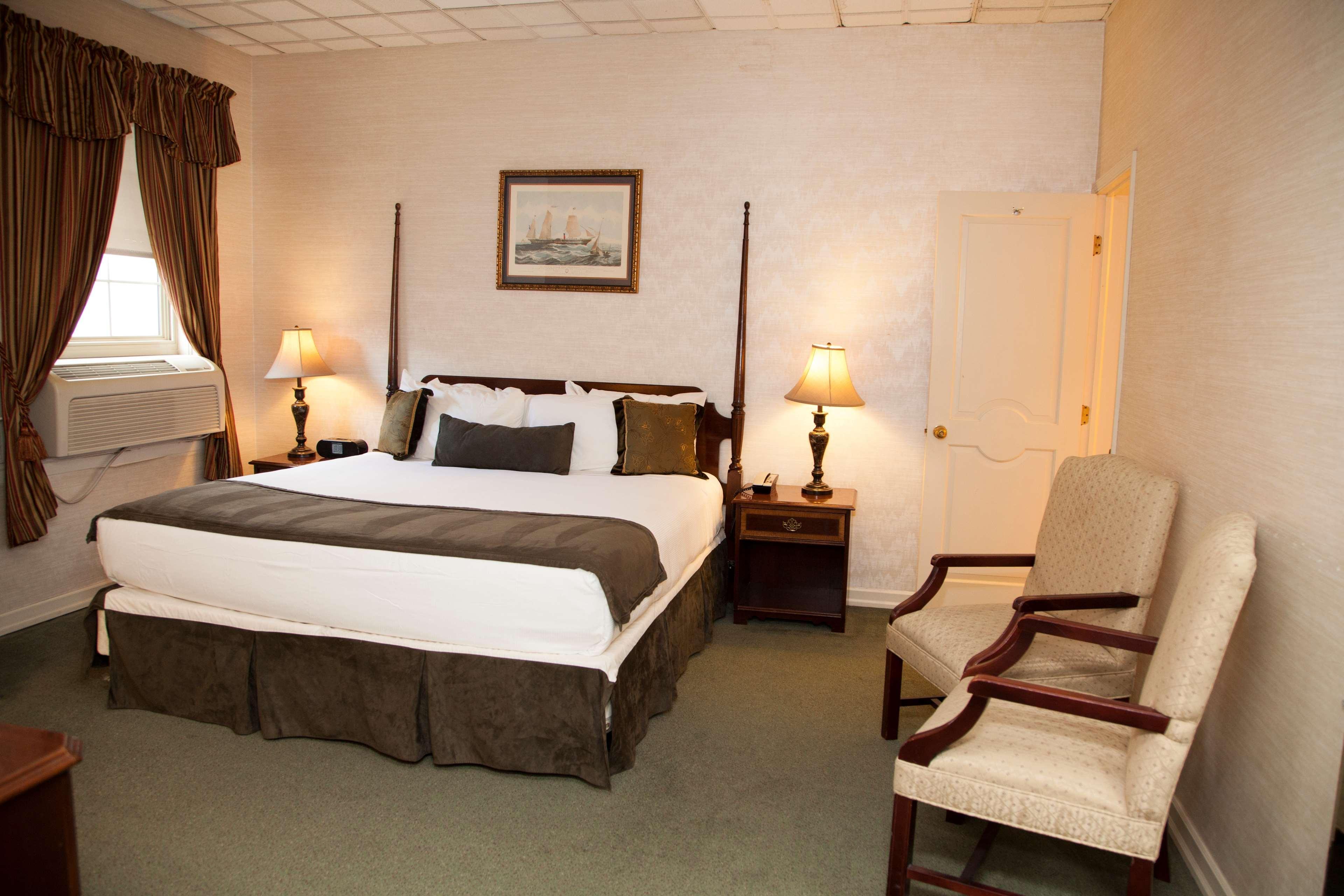 Best Western Plus Sidney Lodge Exterior photo