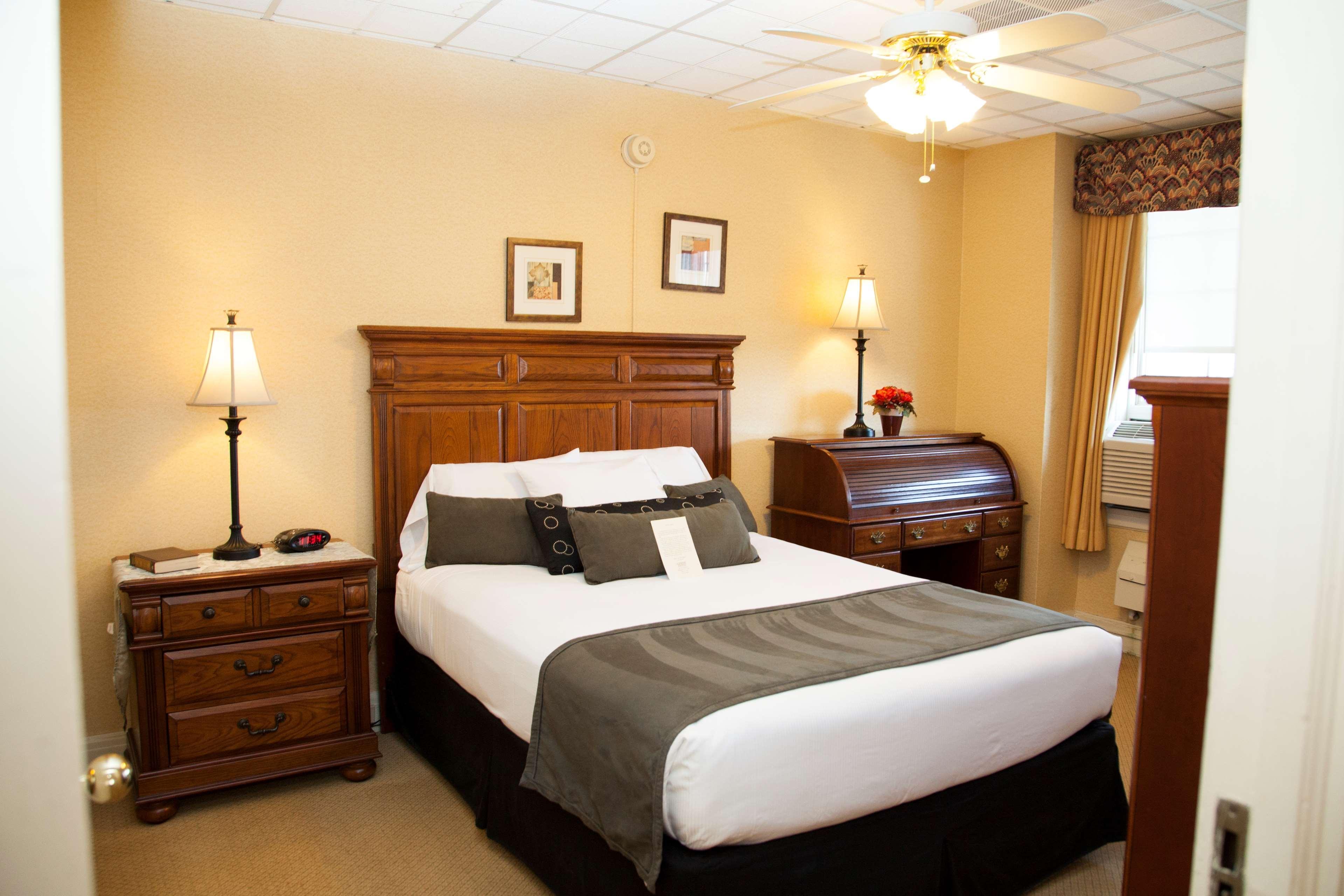 Best Western Plus Sidney Lodge Exterior photo